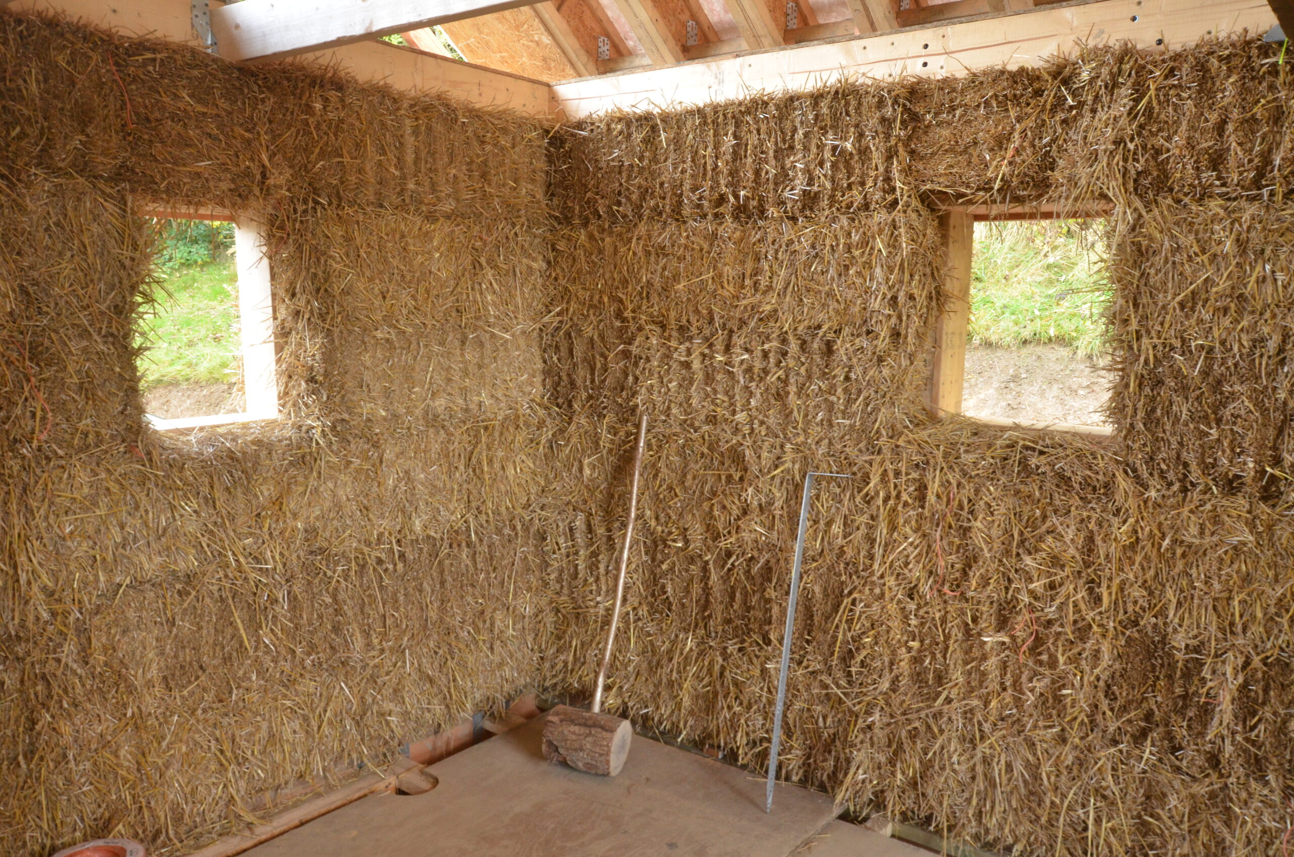 Guide to straw bale construction